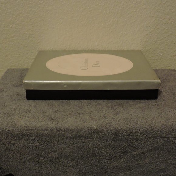 Vintage Christian Dior Cardboard Sales Box - Picture 4 of 7